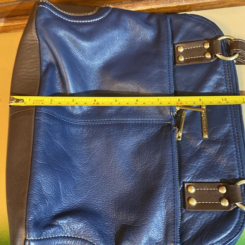 Stone Mountain leather black and brown shoulder bag - Picture 6 of 9